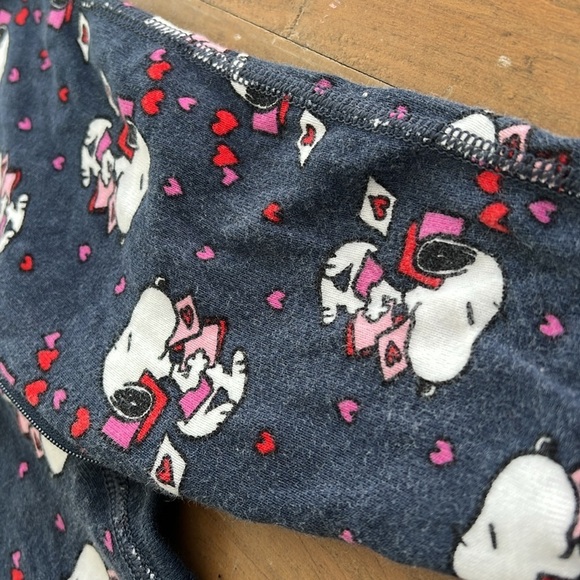 Hanna andersson peanuts valentine snoopy pajamas - Picture 3 of 5